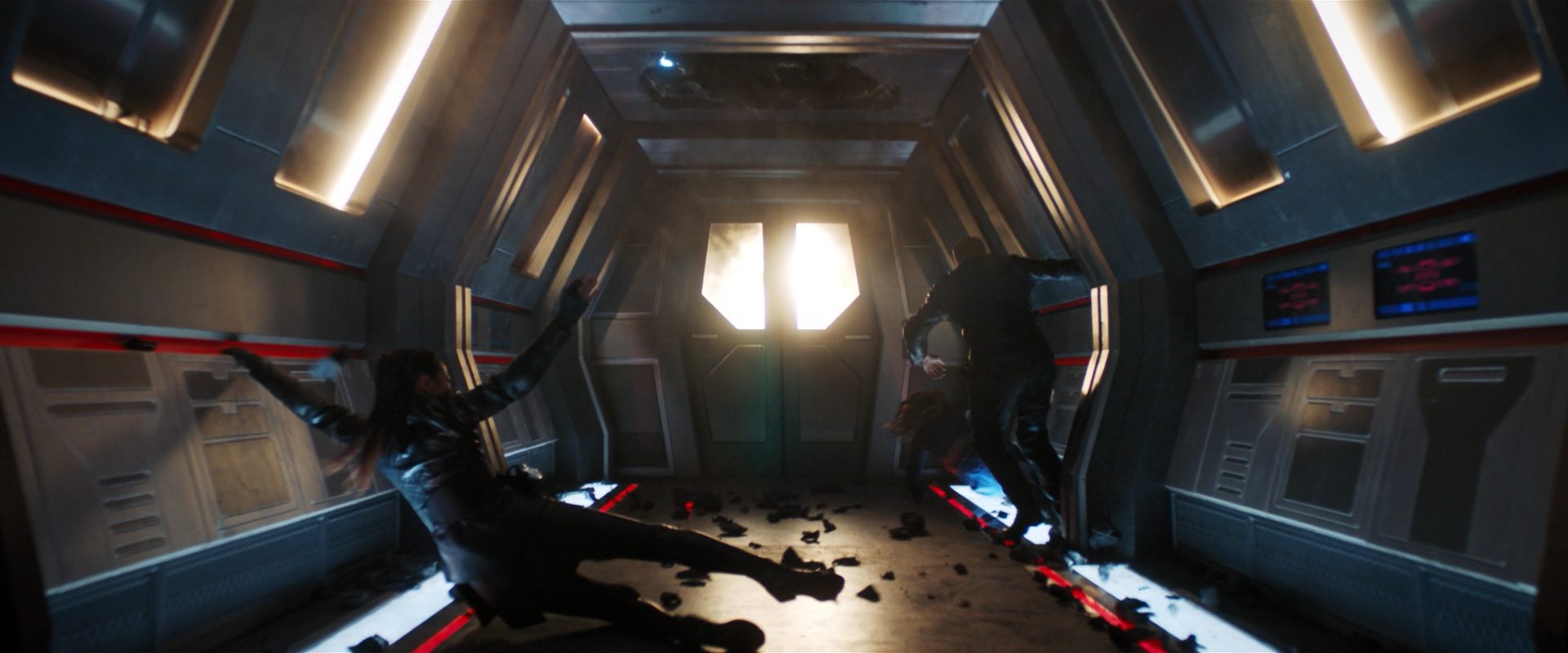 extant_StarTrekDiscovery_2x14-SuchSweetSorrowPart2_04534.jpg