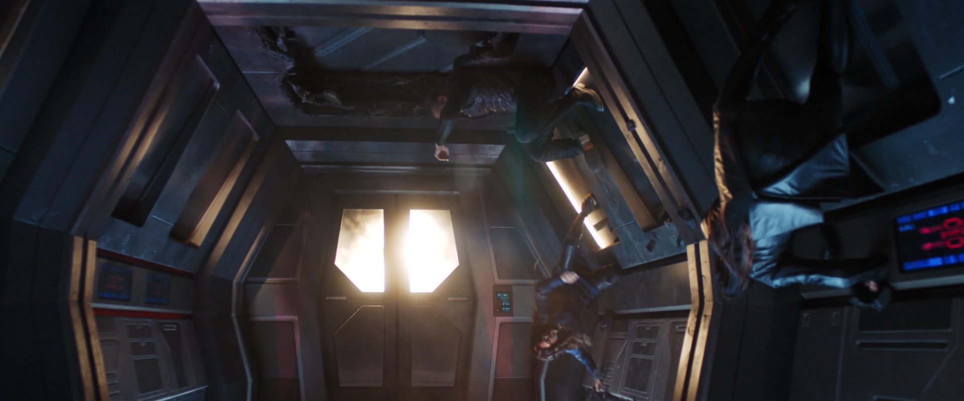 extant_StarTrekDiscovery_2x14-SuchSweetSorrowPart2_04555.jpg