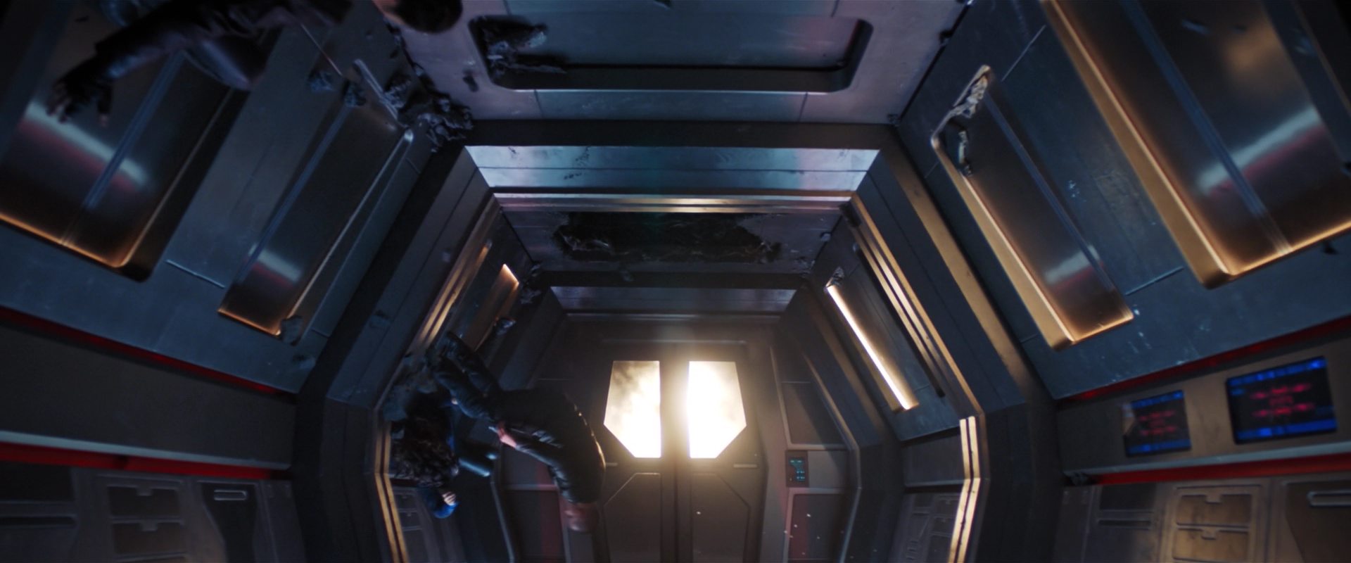 extant_StarTrekDiscovery_2x14-SuchSweetSorrowPart2_04616.jpg