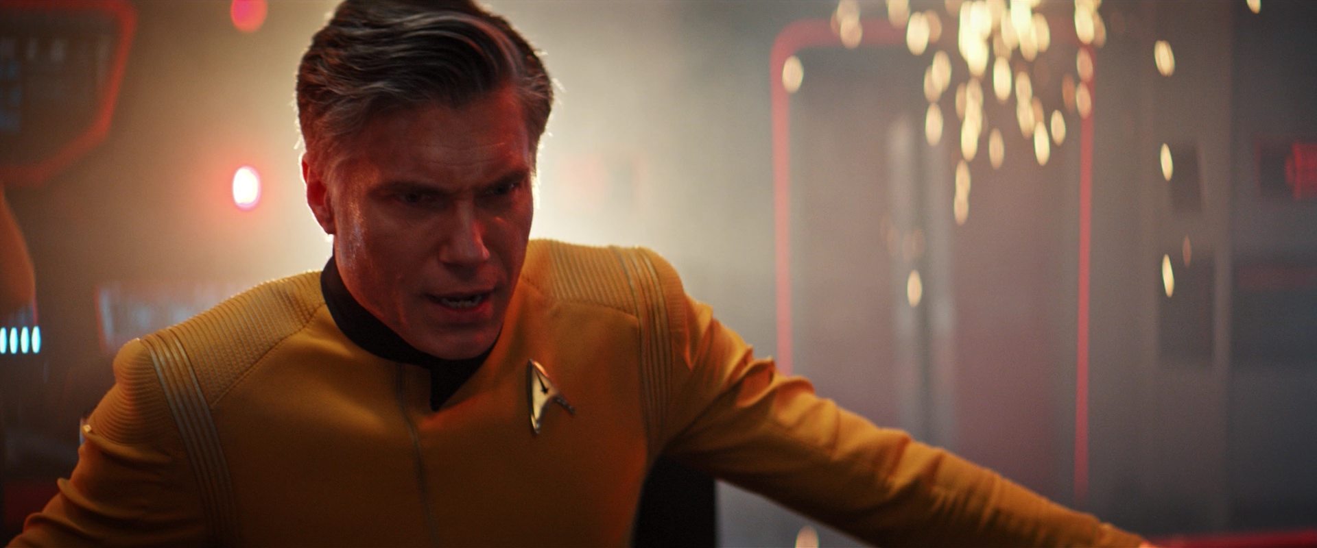 extant_StarTrekDiscovery_2x14-SuchSweetSorrowPart2_04828.jpg