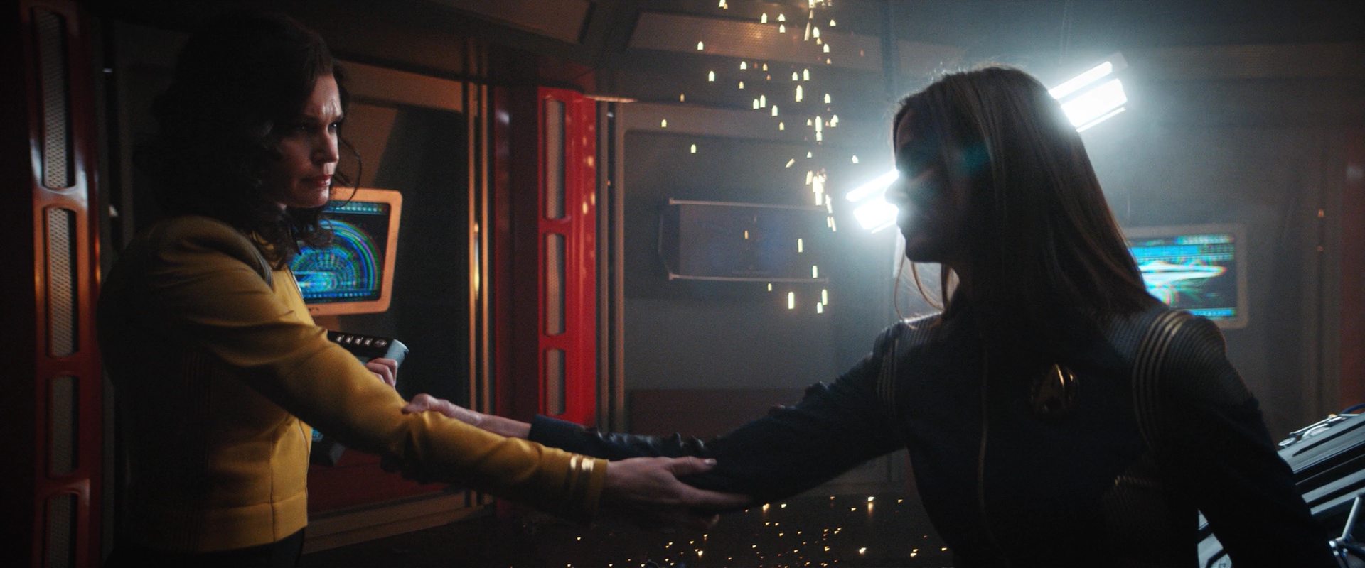 extant_StarTrekDiscovery_2x14-SuchSweetSorrowPart2_04871.jpg