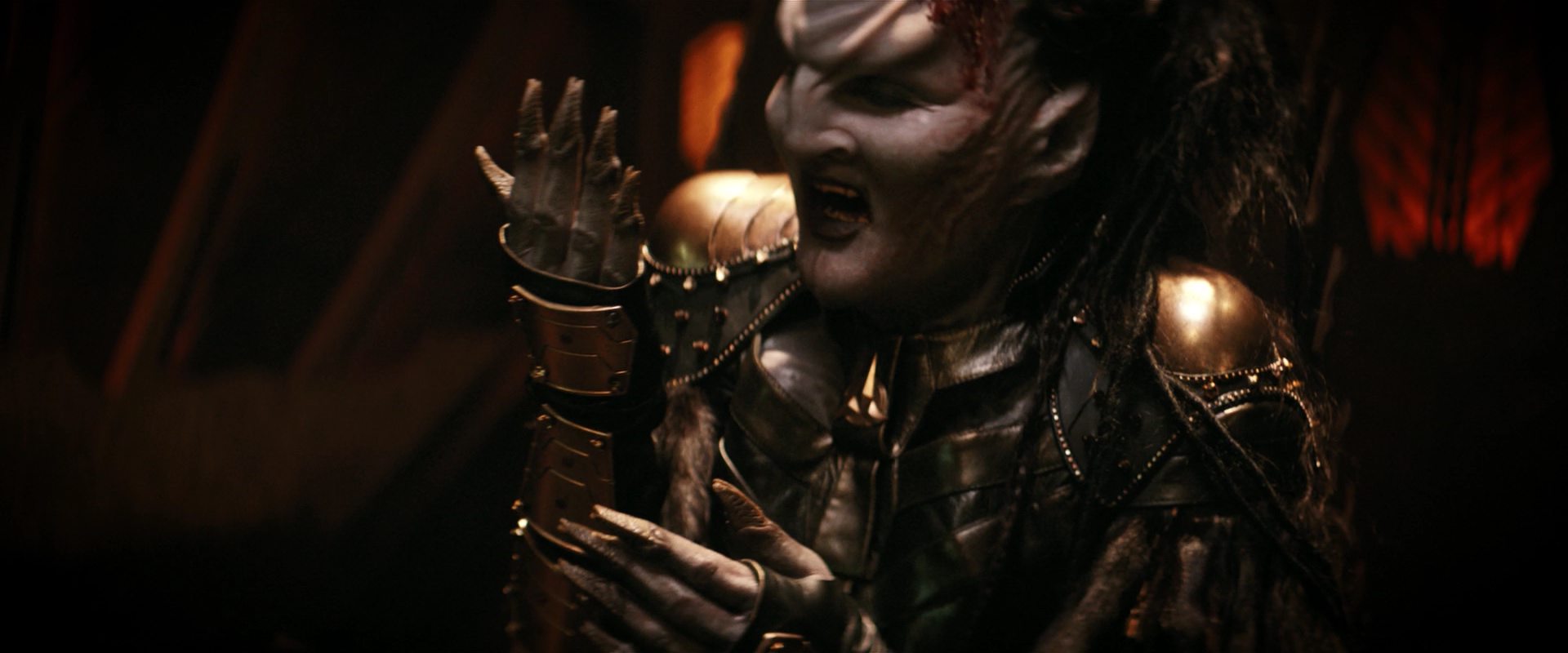 extant_StarTrekDiscovery_2x14-SuchSweetSorrowPart2_04931.jpg