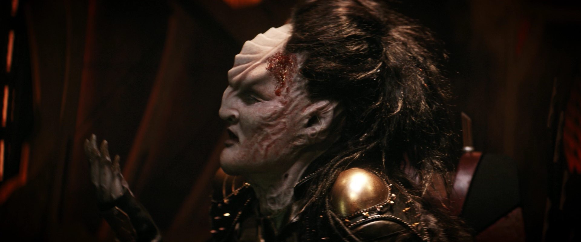 extant_StarTrekDiscovery_2x14-SuchSweetSorrowPart2_04934.jpg