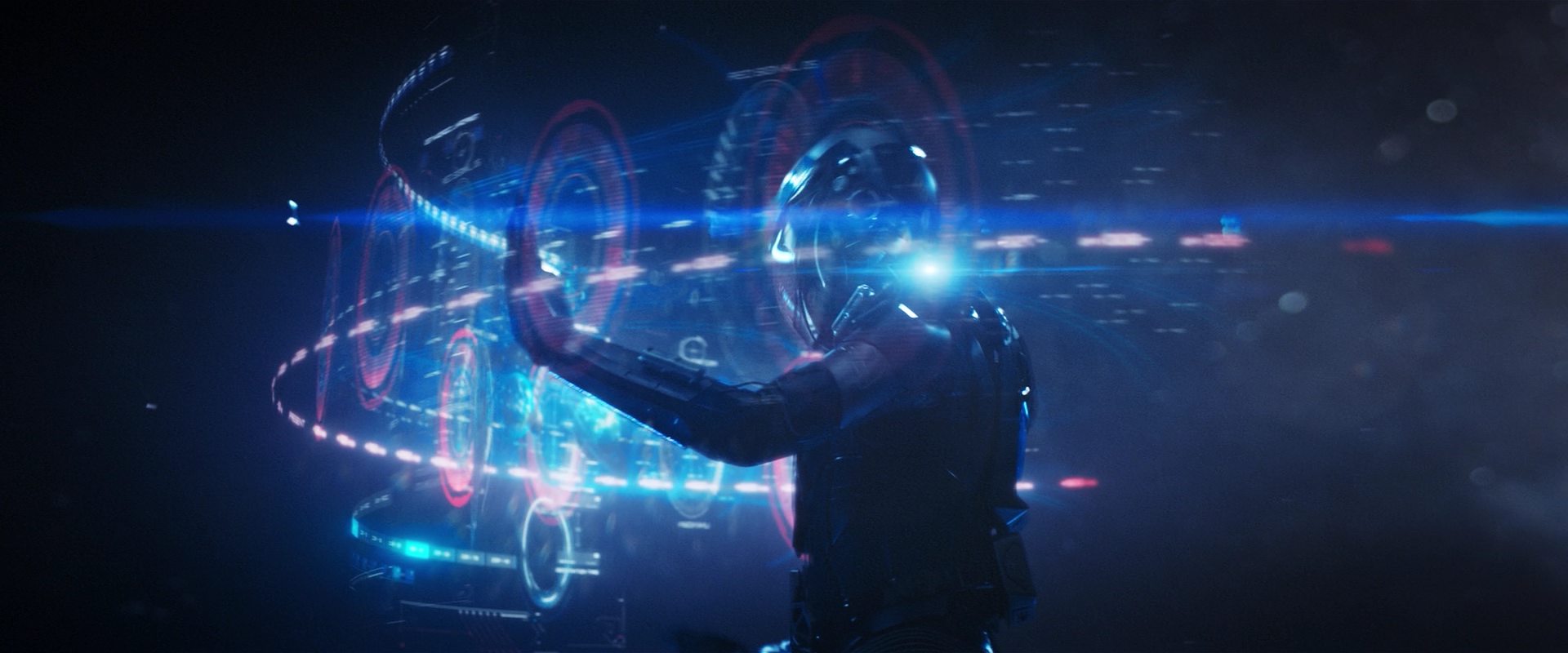 extant_StarTrekDiscovery_2x14-SuchSweetSorrowPart2_05093.jpg