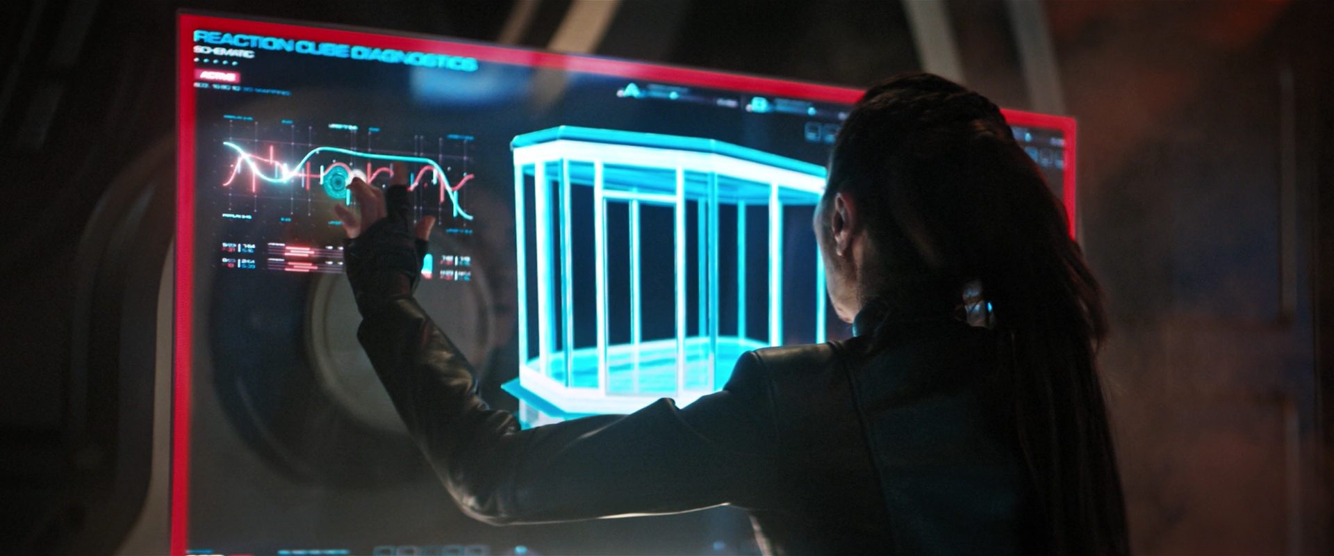 extant_StarTrekDiscovery_2x14-SuchSweetSorrowPart2_05279.jpg