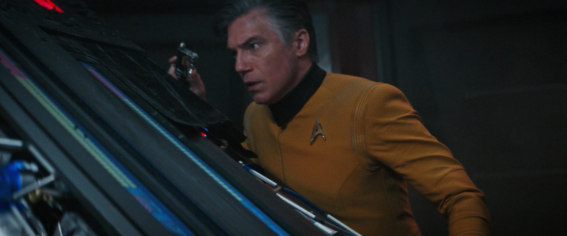 extant_StarTrekDiscovery_2x14-SuchSweetSorrowPart2_05320.jpg