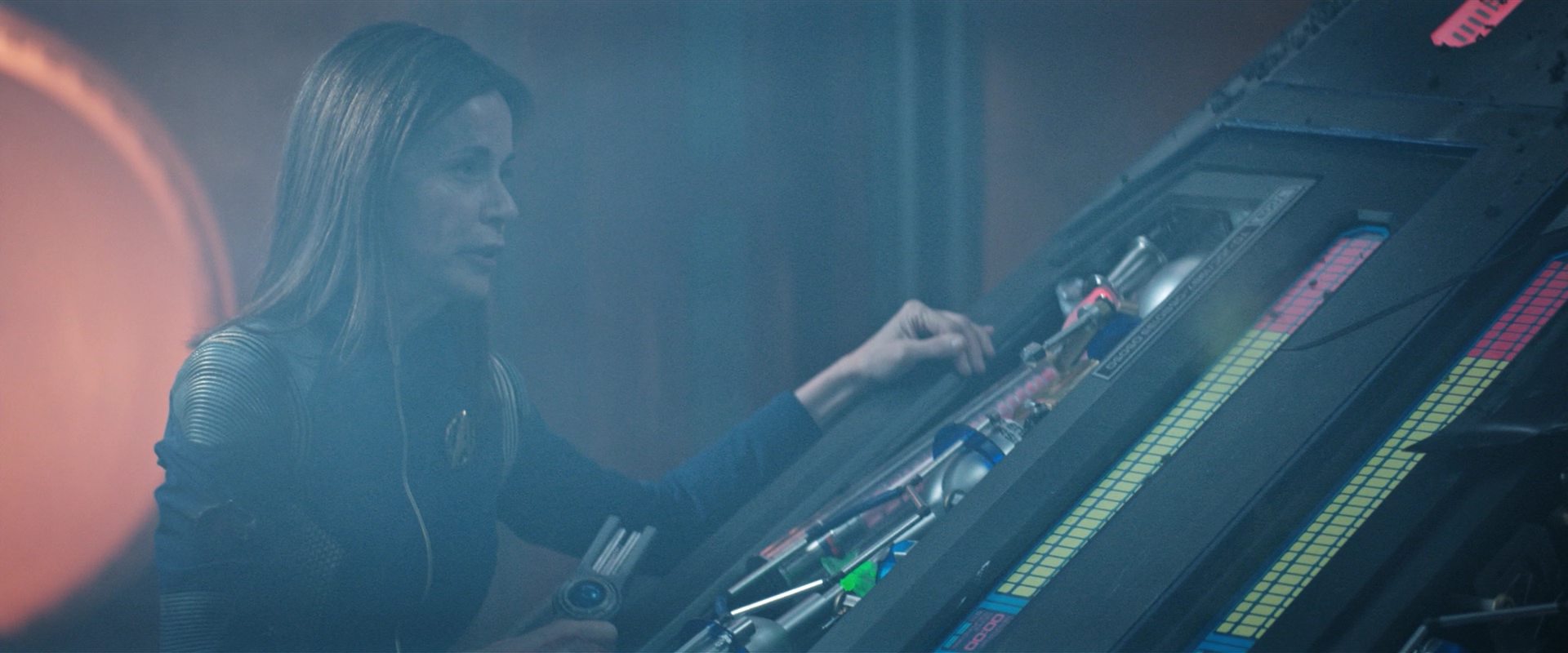 extant_StarTrekDiscovery_2x14-SuchSweetSorrowPart2_05334.jpg