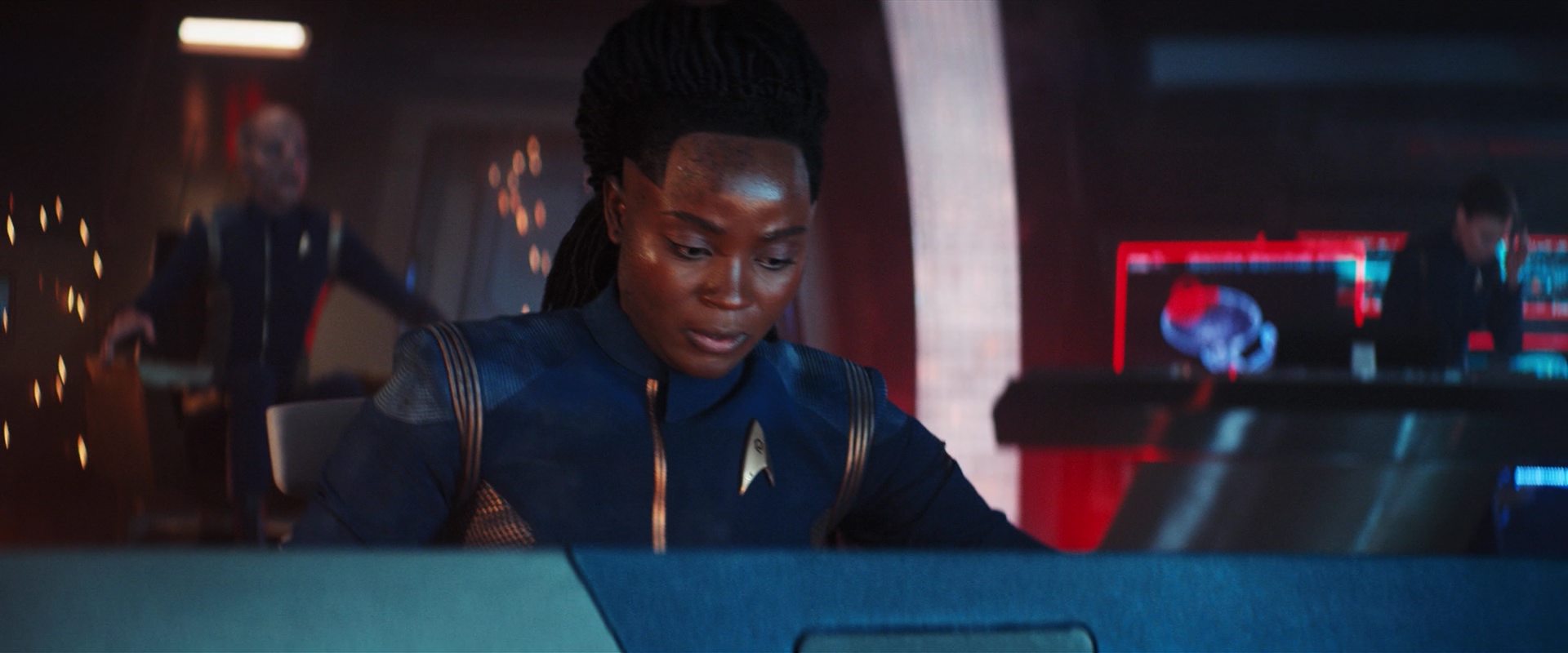 extant_StarTrekDiscovery_2x14-SuchSweetSorrowPart2_05518.jpg