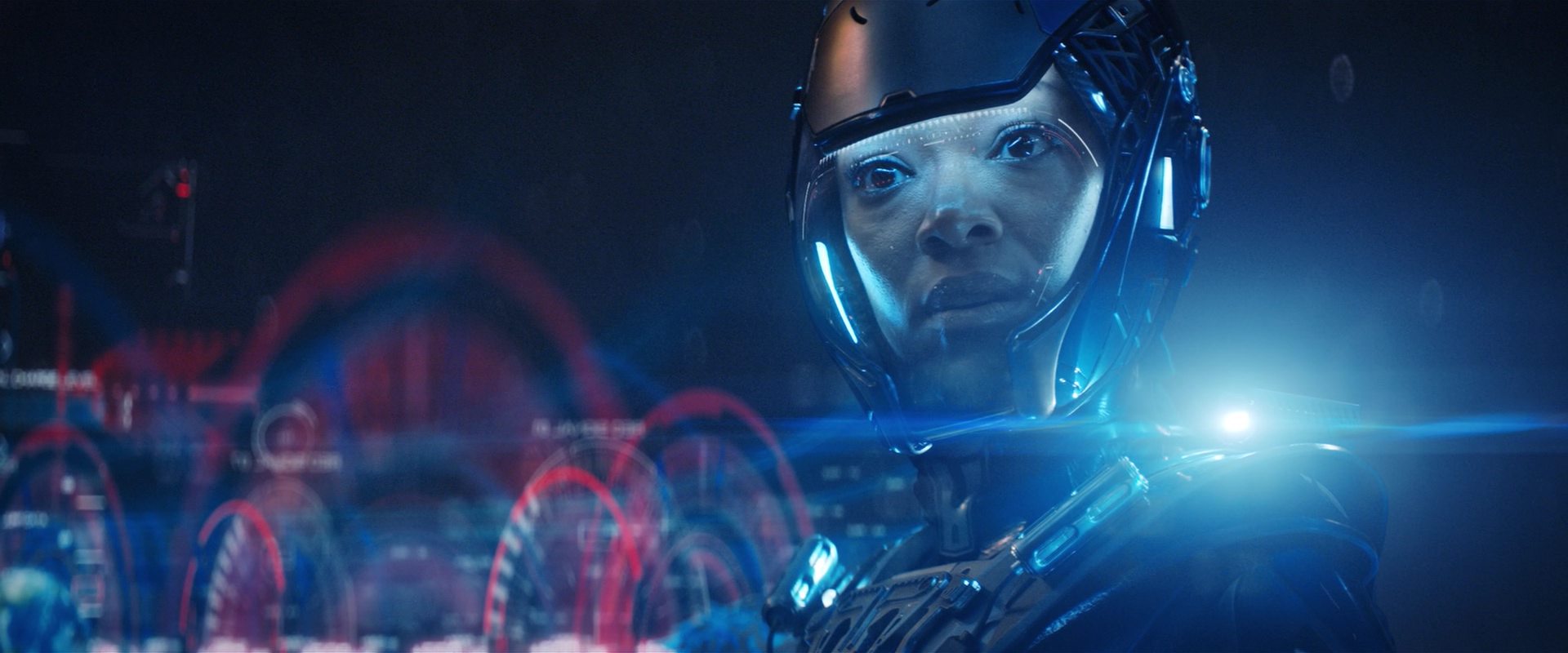 extant_StarTrekDiscovery_2x14-SuchSweetSorrowPart2_05592.jpg