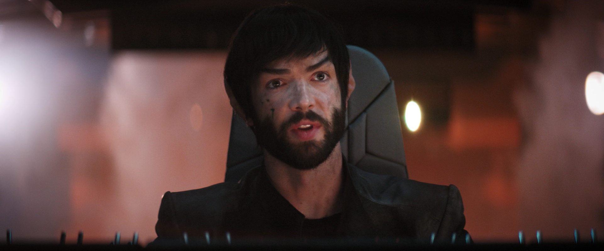 extant_StarTrekDiscovery_2x14-SuchSweetSorrowPart2_05608.jpg