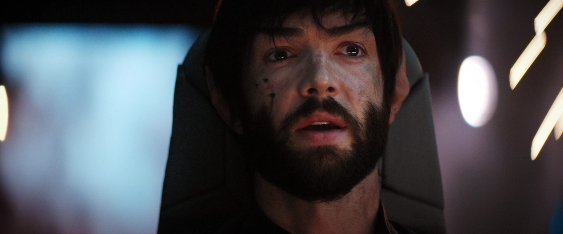 extant_StarTrekDiscovery_2x14-SuchSweetSorrowPart2_05669.jpg