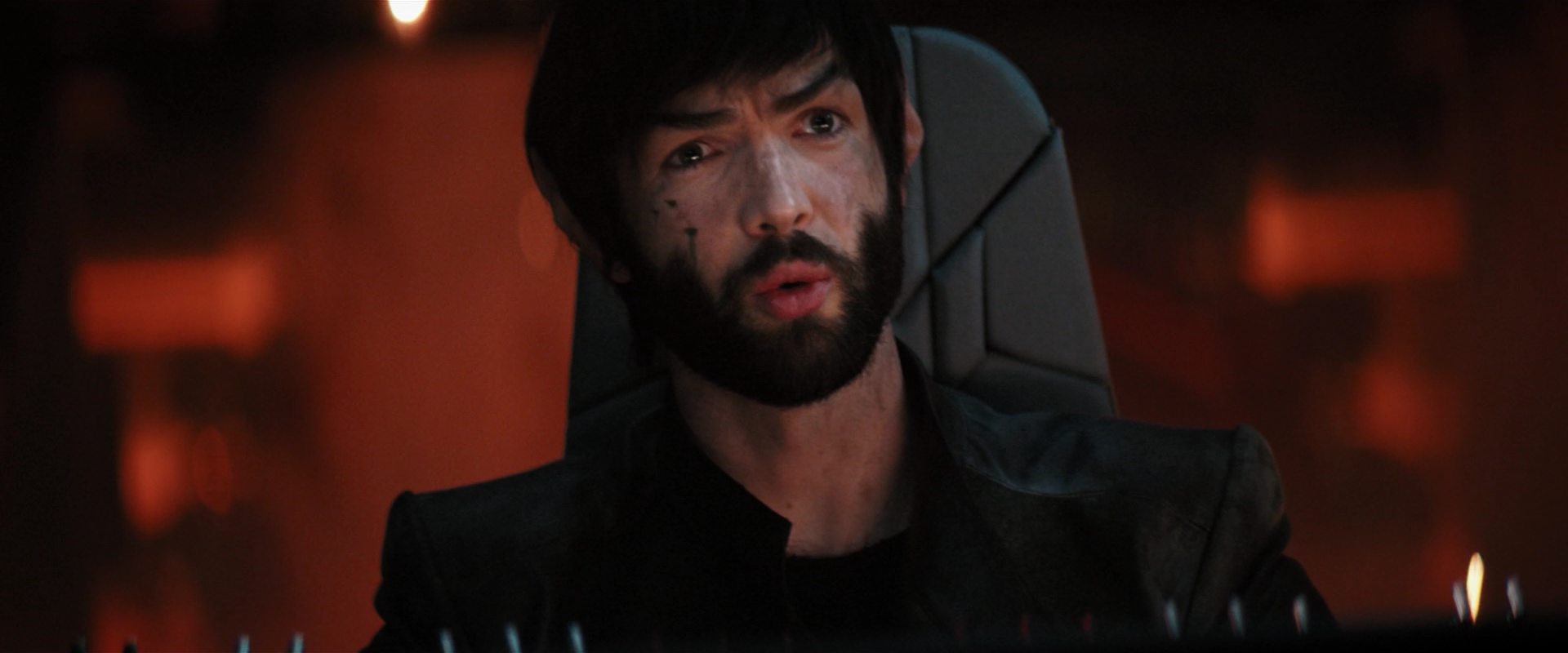 extant_StarTrekDiscovery_2x14-SuchSweetSorrowPart2_05687.jpg