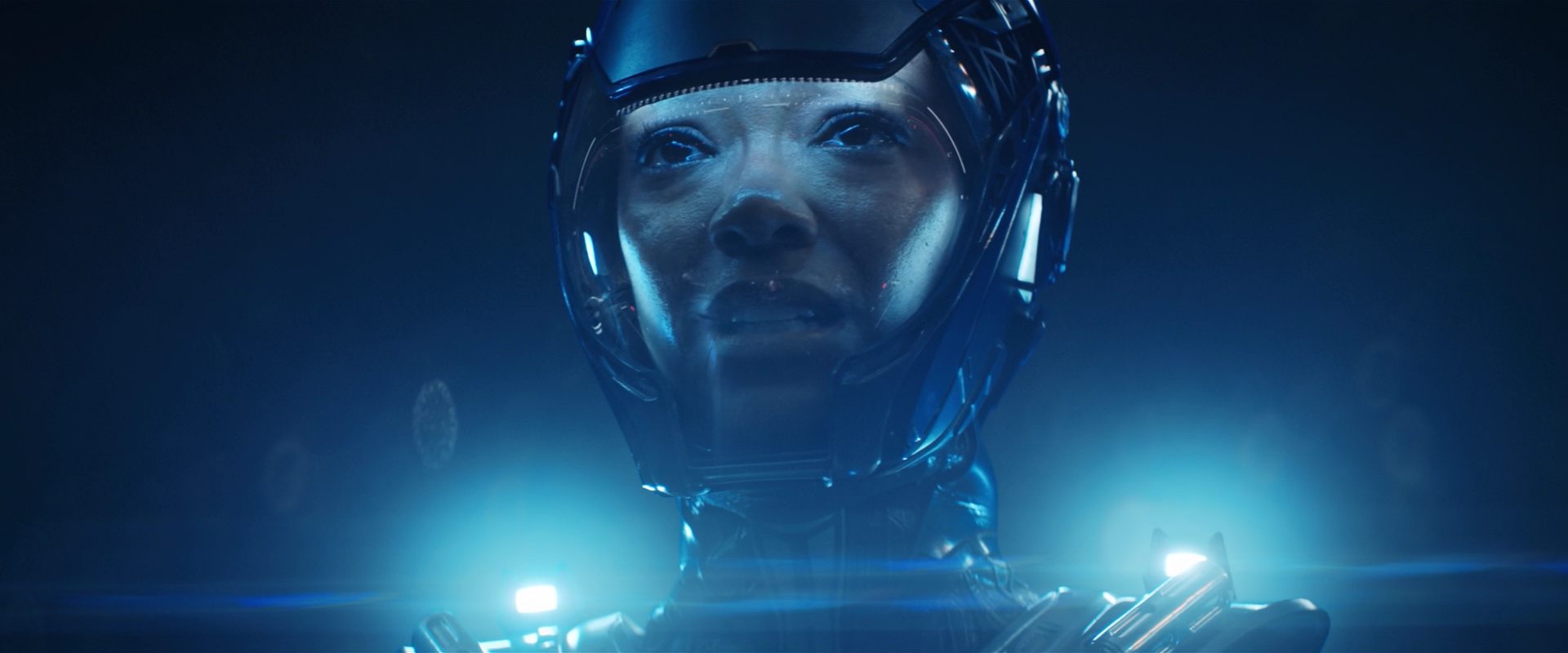 extant_StarTrekDiscovery_2x14-SuchSweetSorrowPart2_05726.jpg