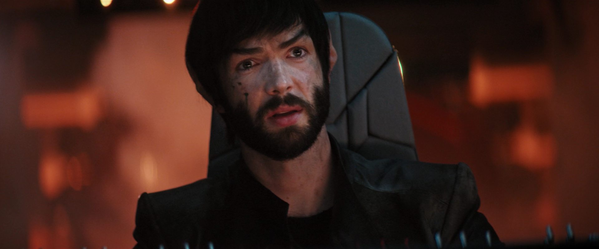 extant_StarTrekDiscovery_2x14-SuchSweetSorrowPart2_05744.jpg