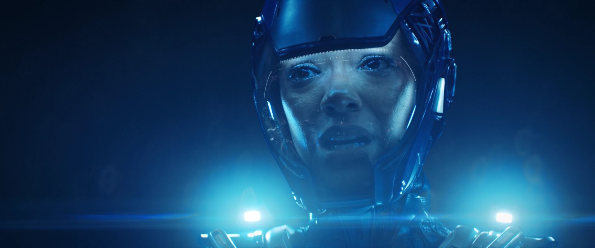 extant_StarTrekDiscovery_2x14-SuchSweetSorrowPart2_05764.jpg