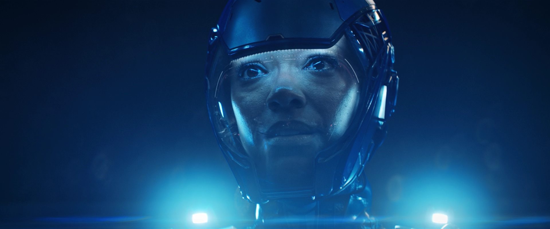 extant_StarTrekDiscovery_2x14-SuchSweetSorrowPart2_05774.jpg