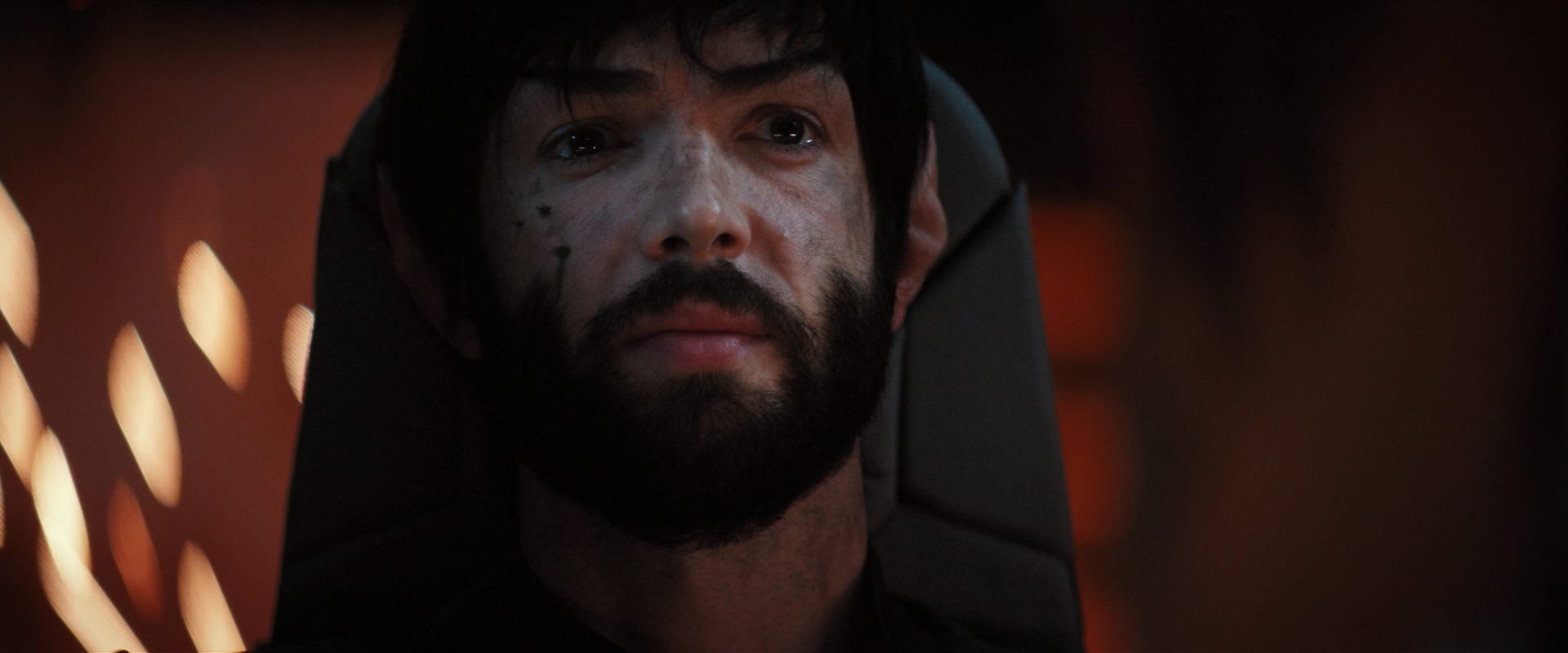 extant_StarTrekDiscovery_2x14-SuchSweetSorrowPart2_05826.jpg