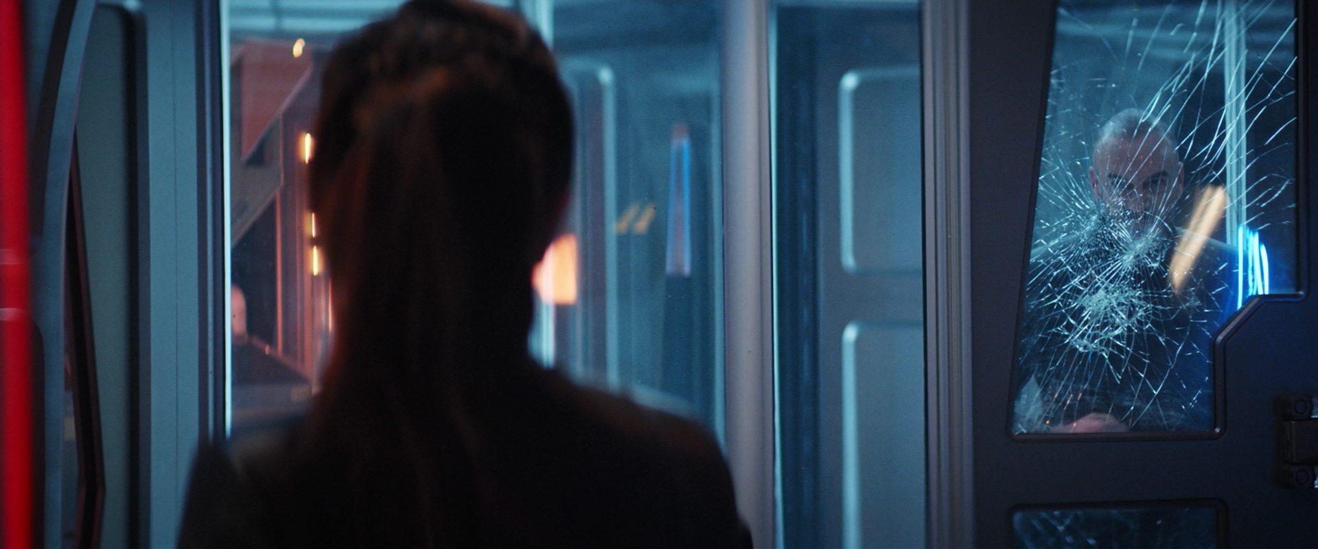 extant_StarTrekDiscovery_2x14-SuchSweetSorrowPart2_05940.jpg