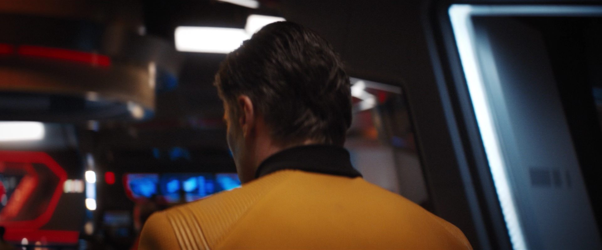 extant_StarTrekDiscovery_2x14-SuchSweetSorrowPart2_05997.jpg