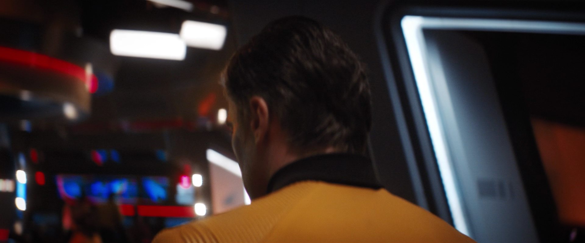 extant_StarTrekDiscovery_2x14-SuchSweetSorrowPart2_05998.jpg