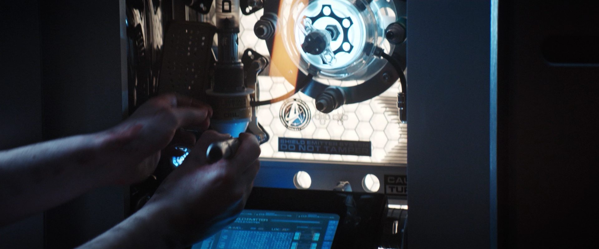extant_StarTrekDiscovery_2x14-SuchSweetSorrowPart2_06057.jpg