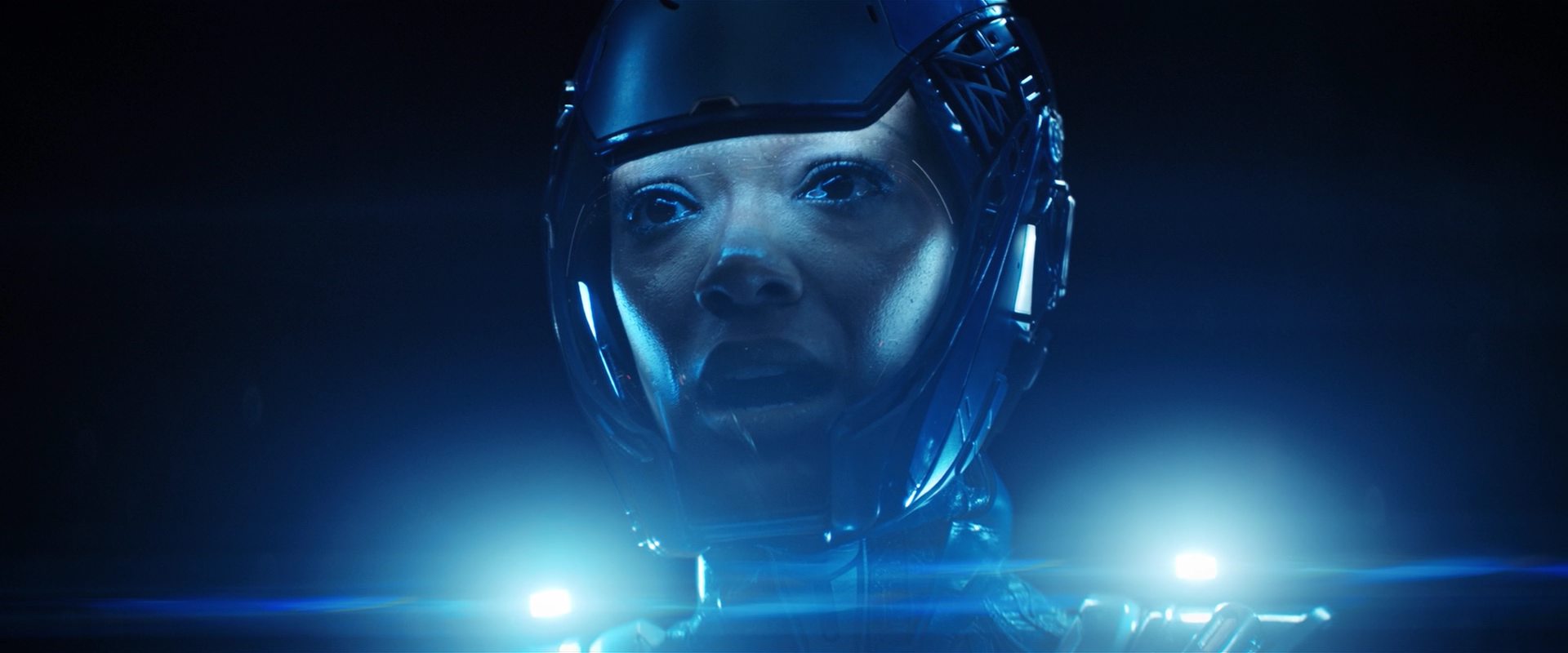 extant_StarTrekDiscovery_2x14-SuchSweetSorrowPart2_06097.jpg