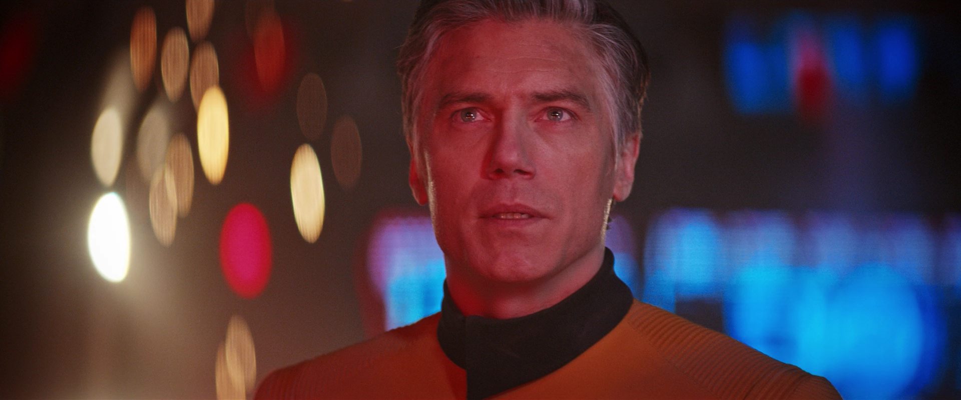 extant_StarTrekDiscovery_2x14-SuchSweetSorrowPart2_06295.jpg