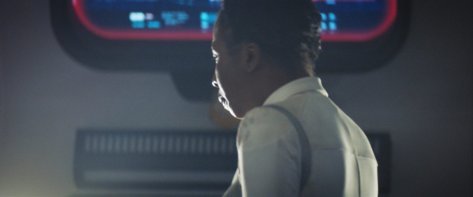 extant_StarTrekDiscovery_2x14-SuchSweetSorrowPart2_06315.jpg