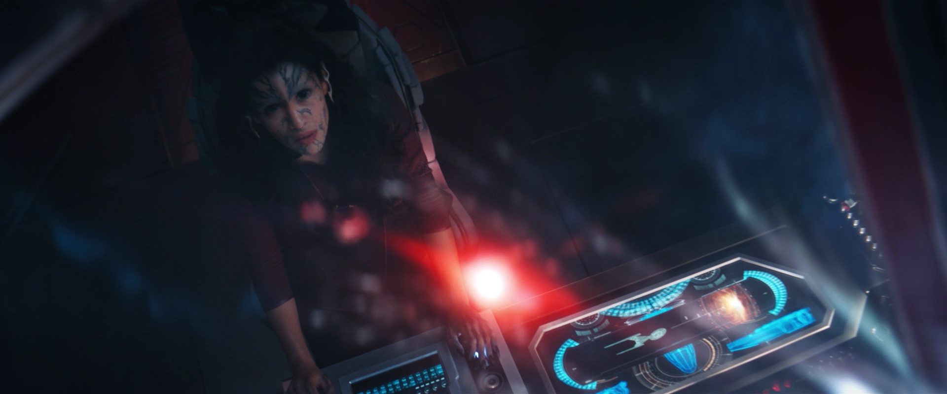 extant_StarTrekDiscovery_2x14-SuchSweetSorrowPart2_06471.jpg