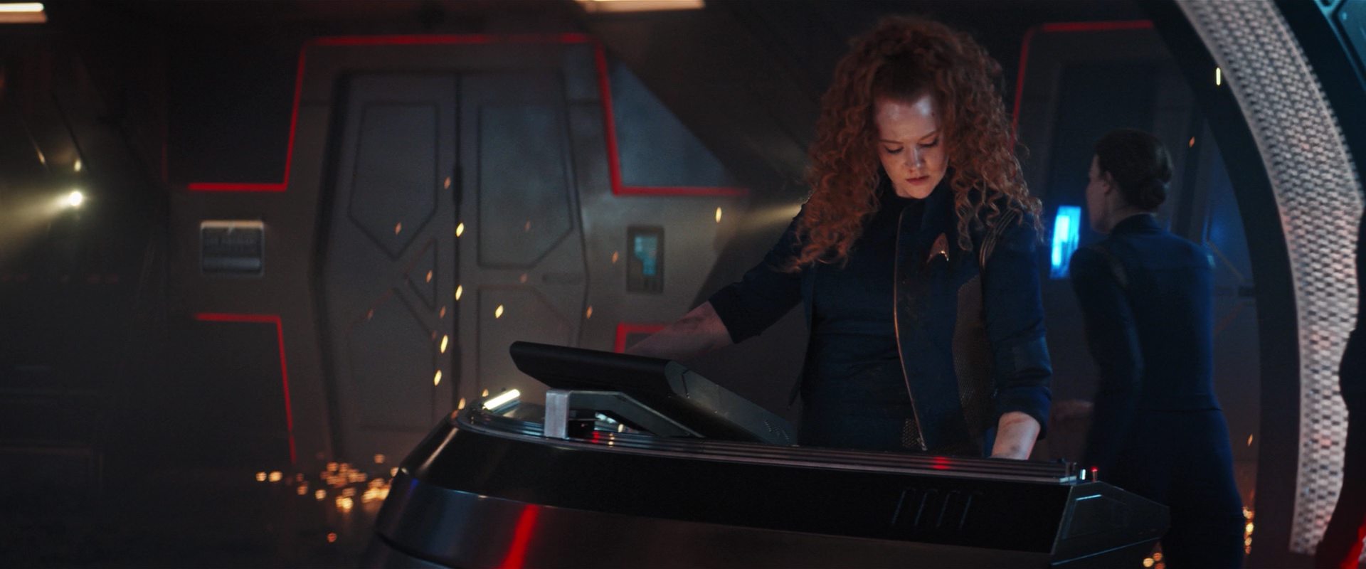 extant_StarTrekDiscovery_2x14-SuchSweetSorrowPart2_06559.jpg