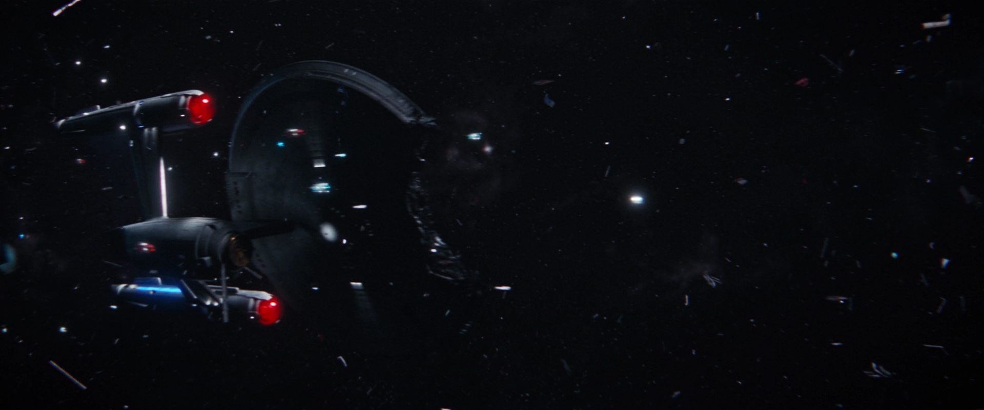 extant_StarTrekDiscovery_2x14-SuchSweetSorrowPart2_06701.jpg