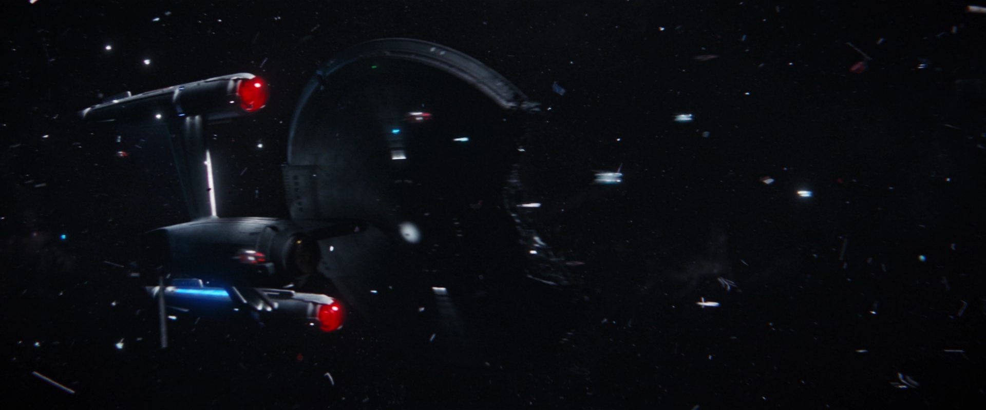 extant_StarTrekDiscovery_2x14-SuchSweetSorrowPart2_06702.jpg