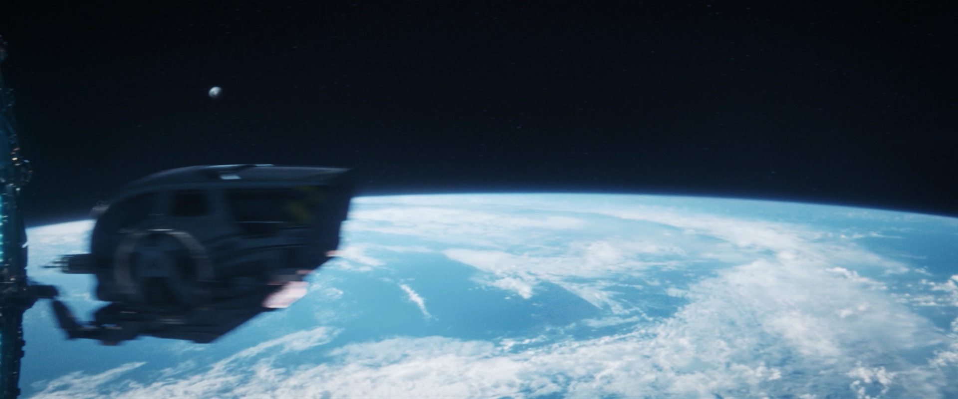 extant_StarTrekDiscovery_2x14-SuchSweetSorrowPart2_07105.jpg