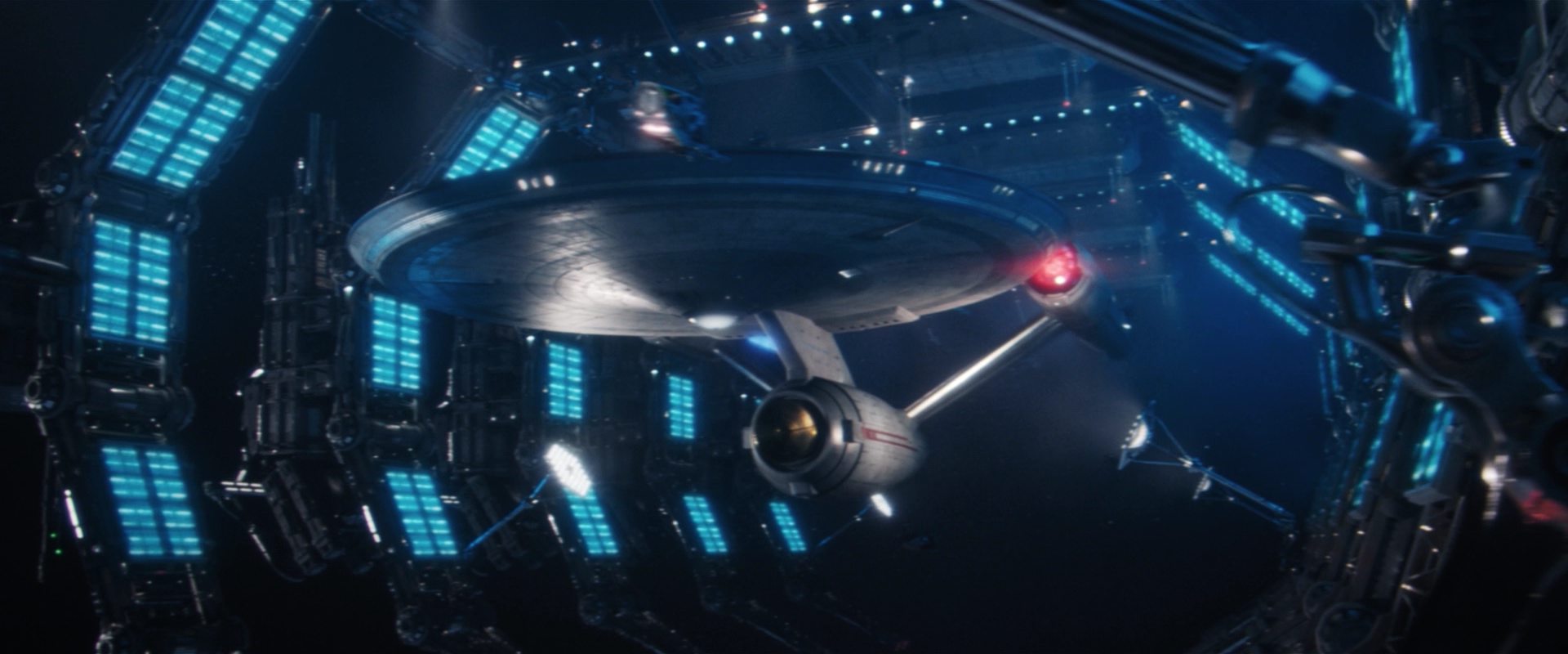 extant_StarTrekDiscovery_2x14-SuchSweetSorrowPart2_07146.jpg