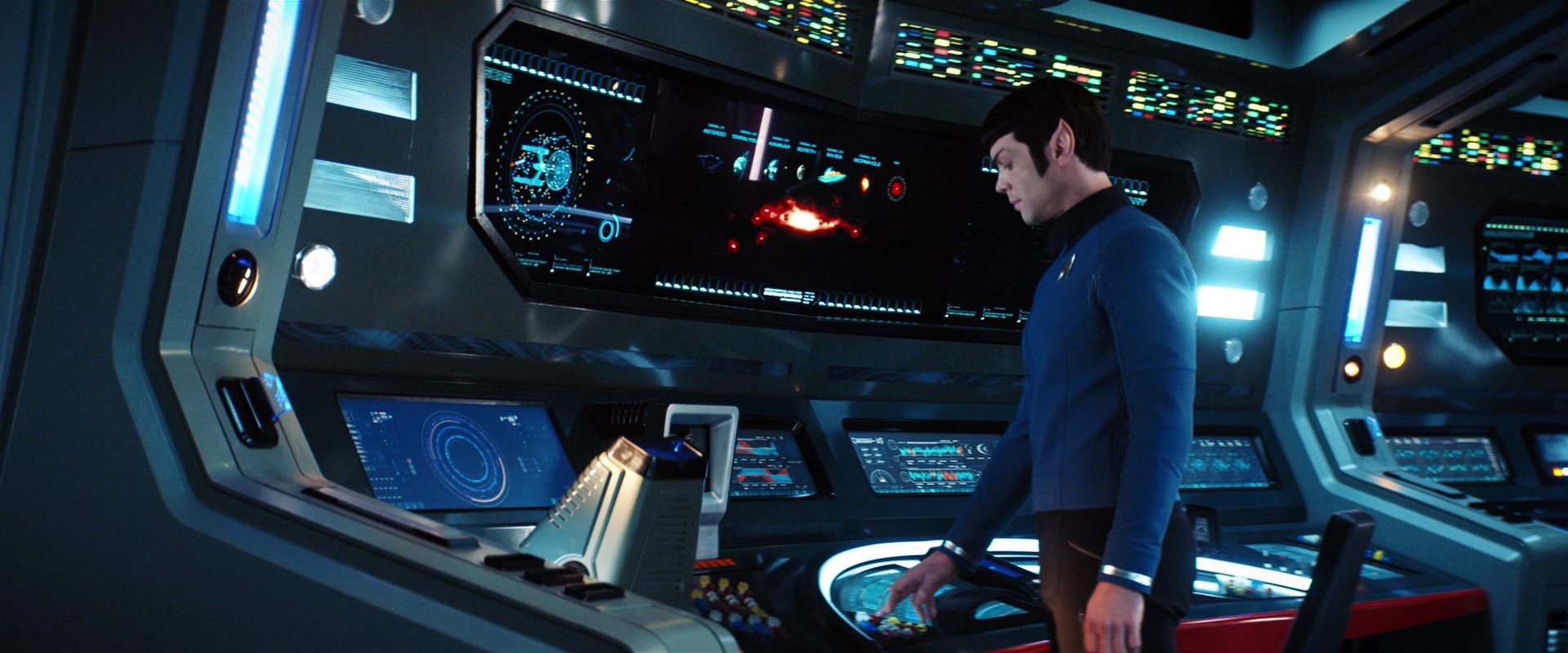 extant_StarTrekDiscovery_2x14-SuchSweetSorrowPart2_07497.jpg