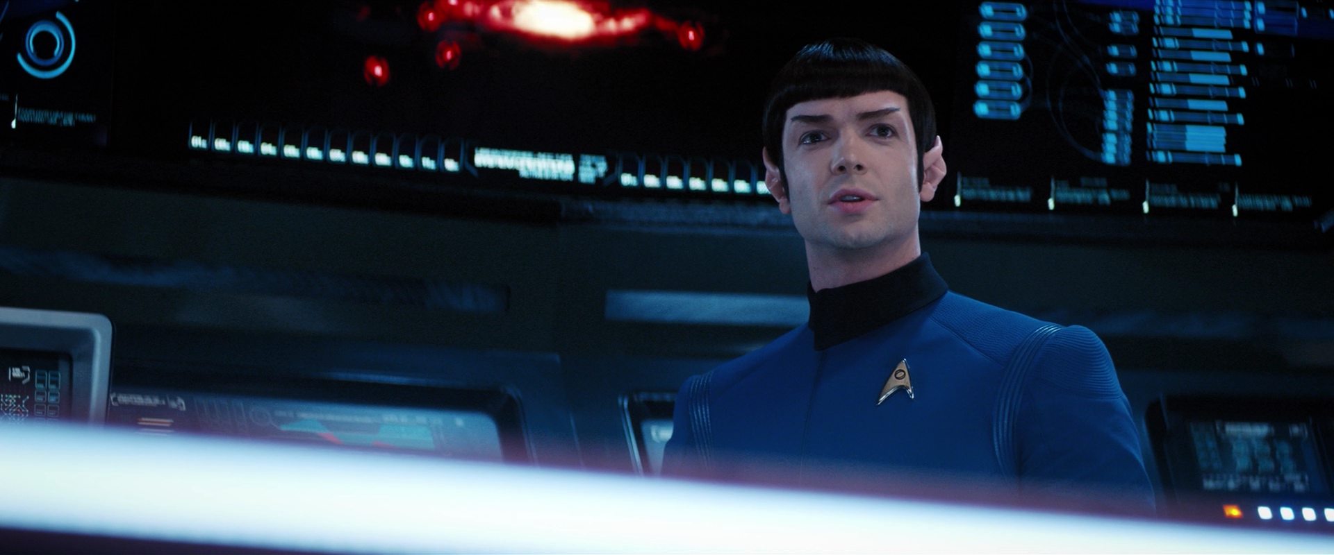 extant_StarTrekDiscovery_2x14-SuchSweetSorrowPart2_07545.jpg