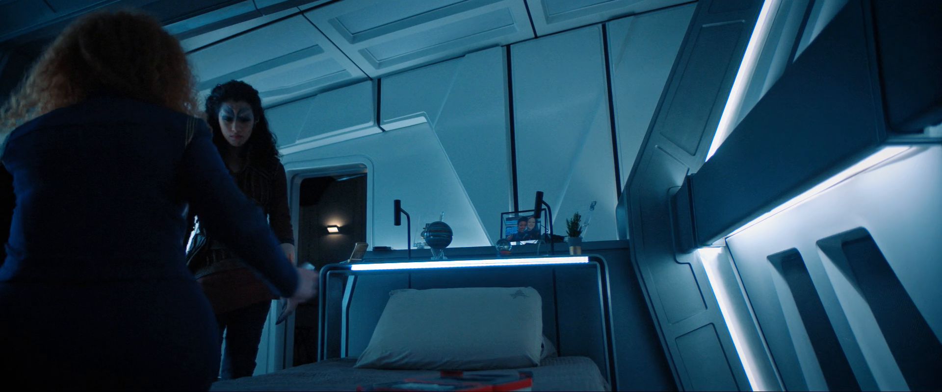 extant_StarTrekDiscovery_ShortTreks0001_Runaway_1058.jpg