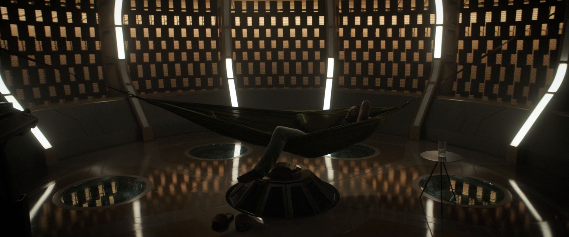 extant_StarTrekDiscovery_ShortTreks0002_Calypso_0872.jpg