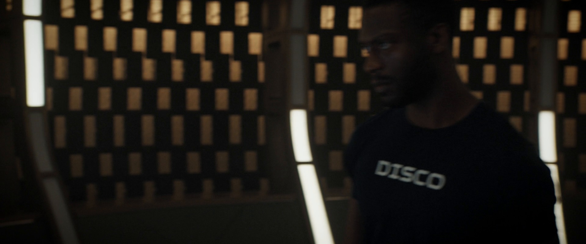 extant_StarTrekDiscovery_ShortTreks0002_Calypso_1254.jpg