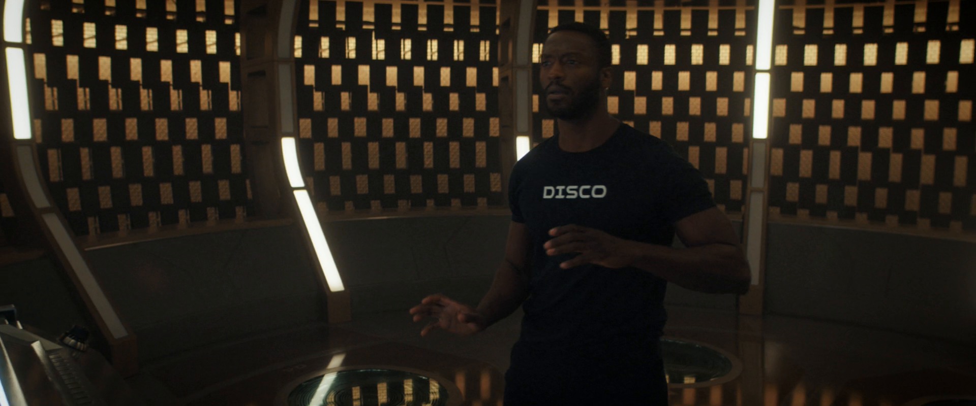 extant_StarTrekDiscovery_ShortTreks0002_Calypso_1261.jpg