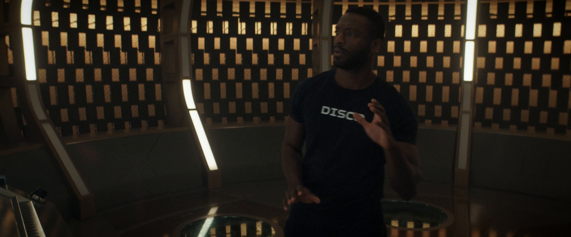 extant_StarTrekDiscovery_ShortTreks0002_Calypso_1263.jpg