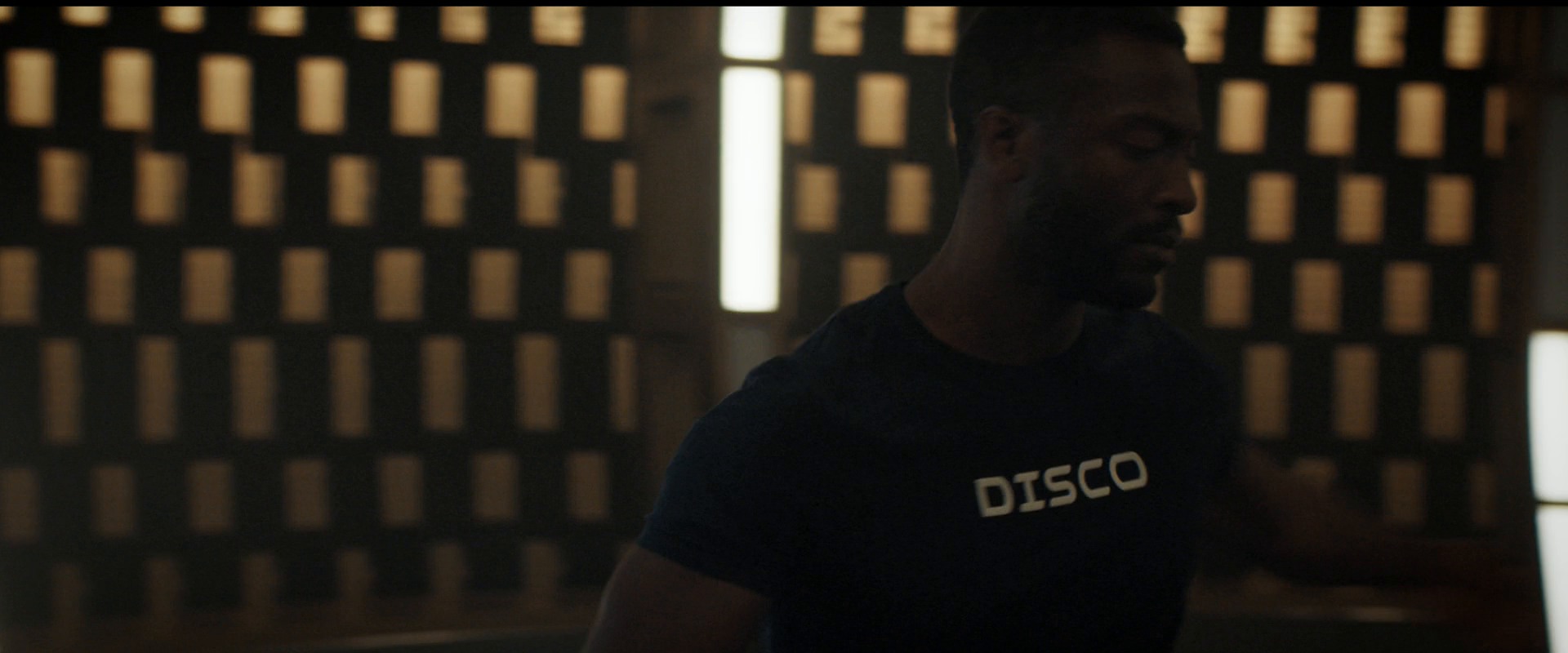 extant_StarTrekDiscovery_ShortTreks0002_Calypso_1272.jpg