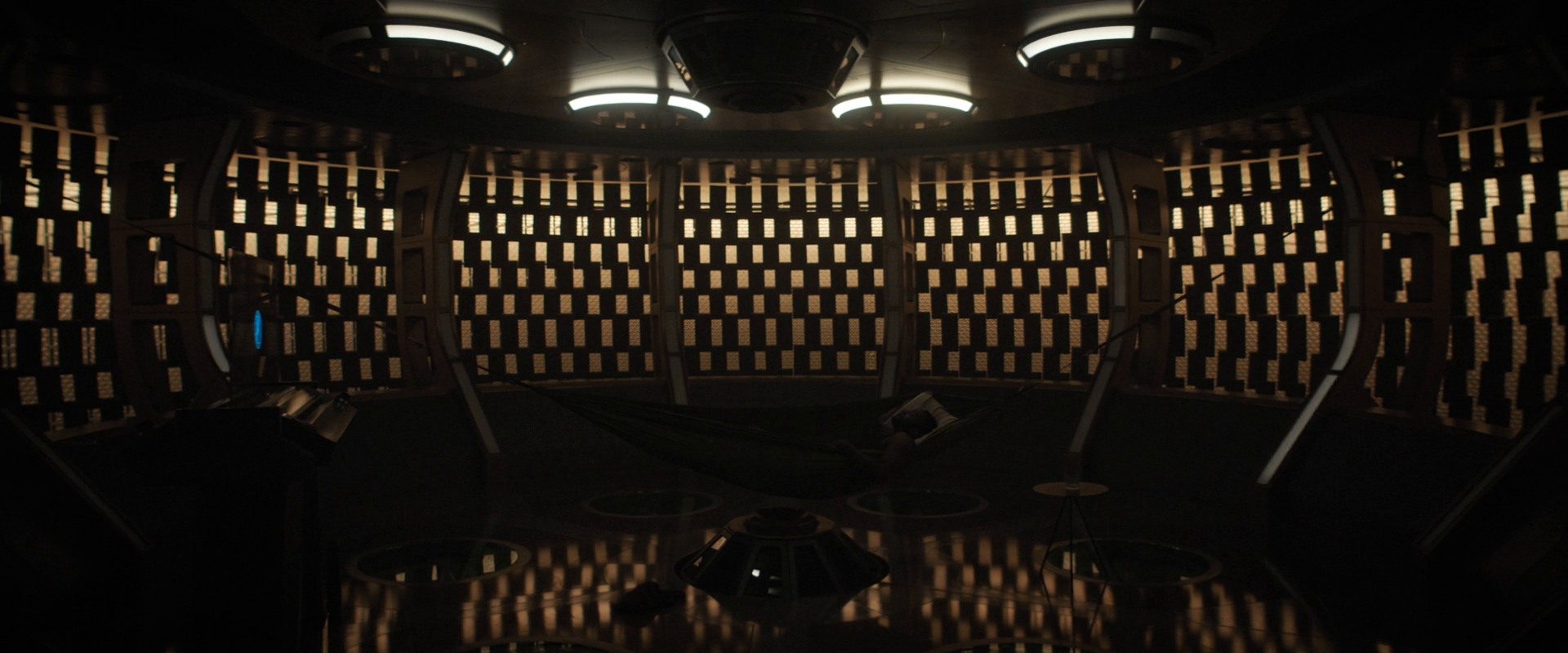 extant_StarTrekDiscovery_ShortTreks0002_Calypso_1575.jpg