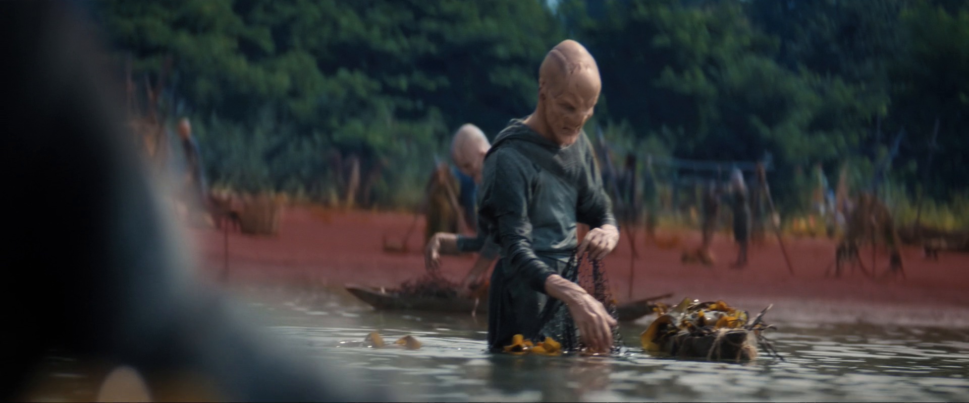 extant_StarTrekDiscovery_ShortTreks0003_TheBrightestStar_0092.jpg