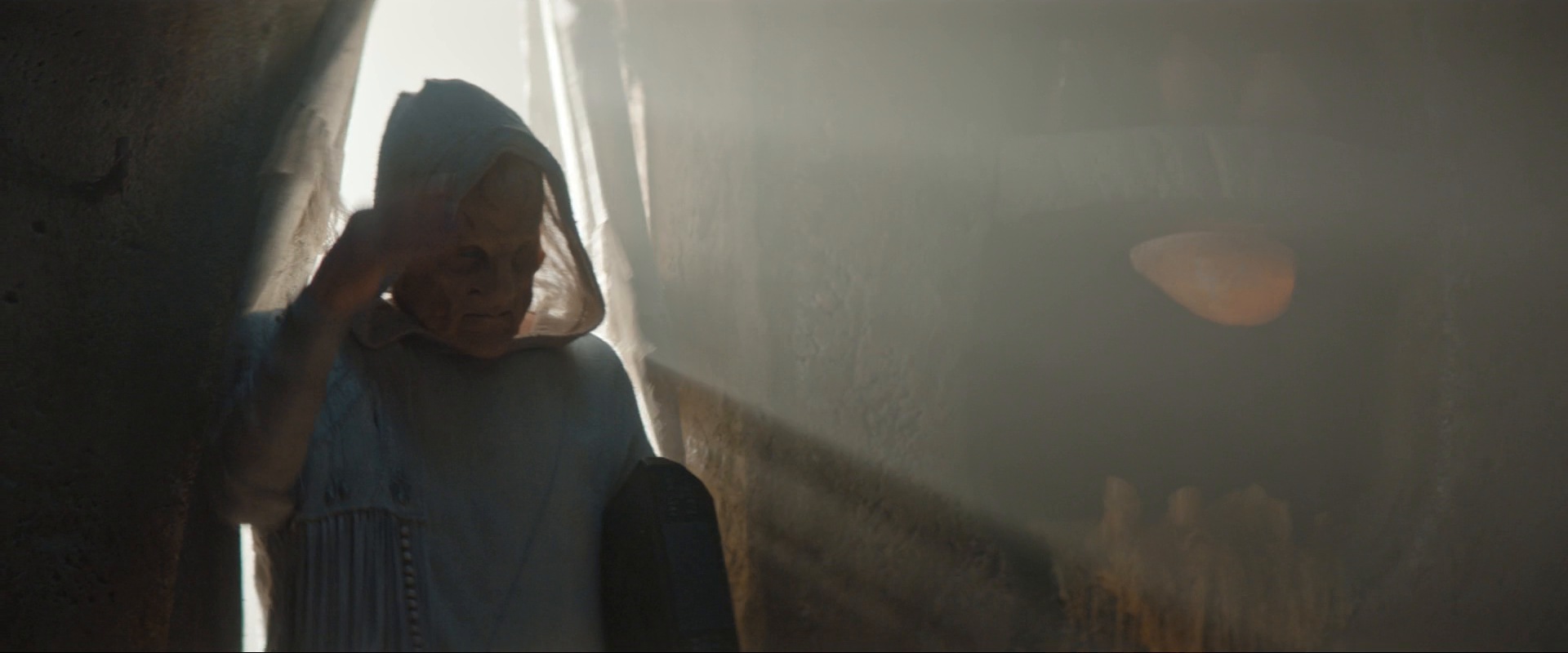 extant_StarTrekDiscovery_ShortTreks0003_TheBrightestStar_0270.jpg