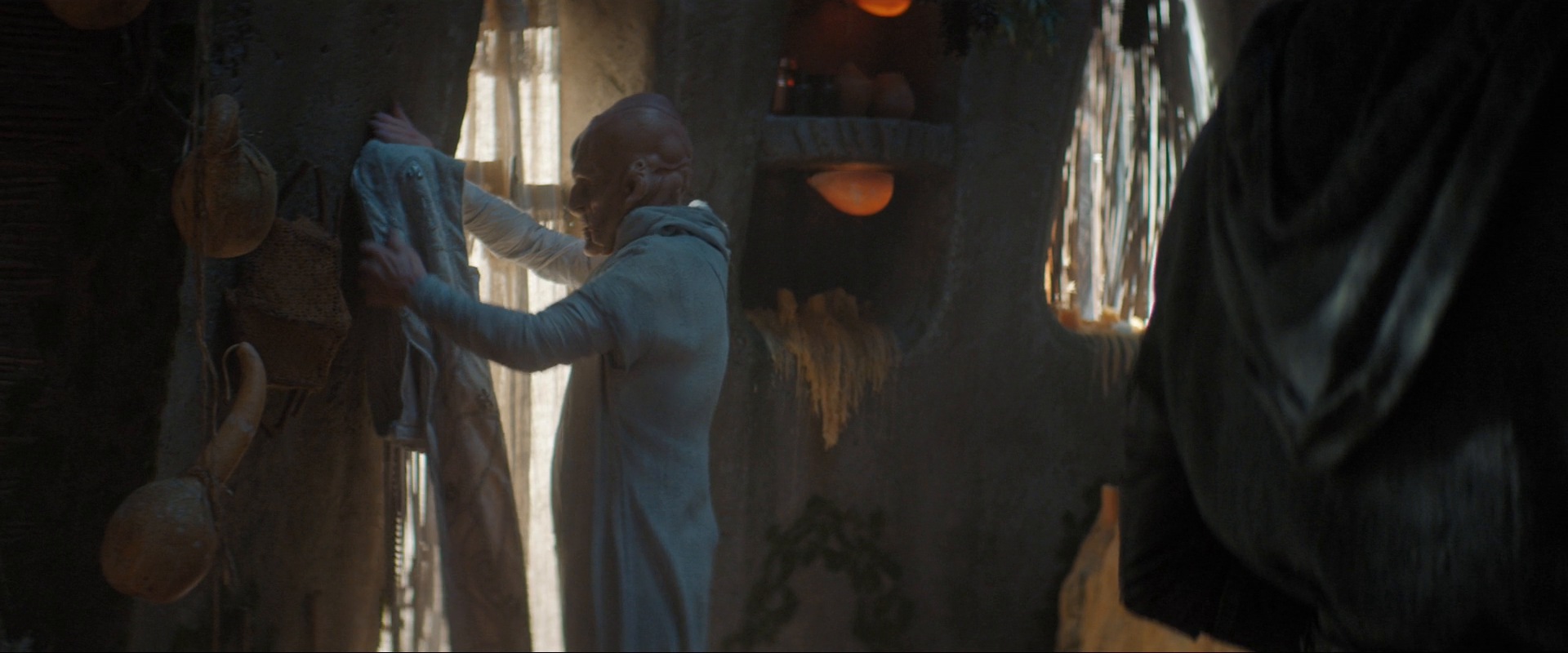 extant_StarTrekDiscovery_ShortTreks0003_TheBrightestStar_0311.jpg