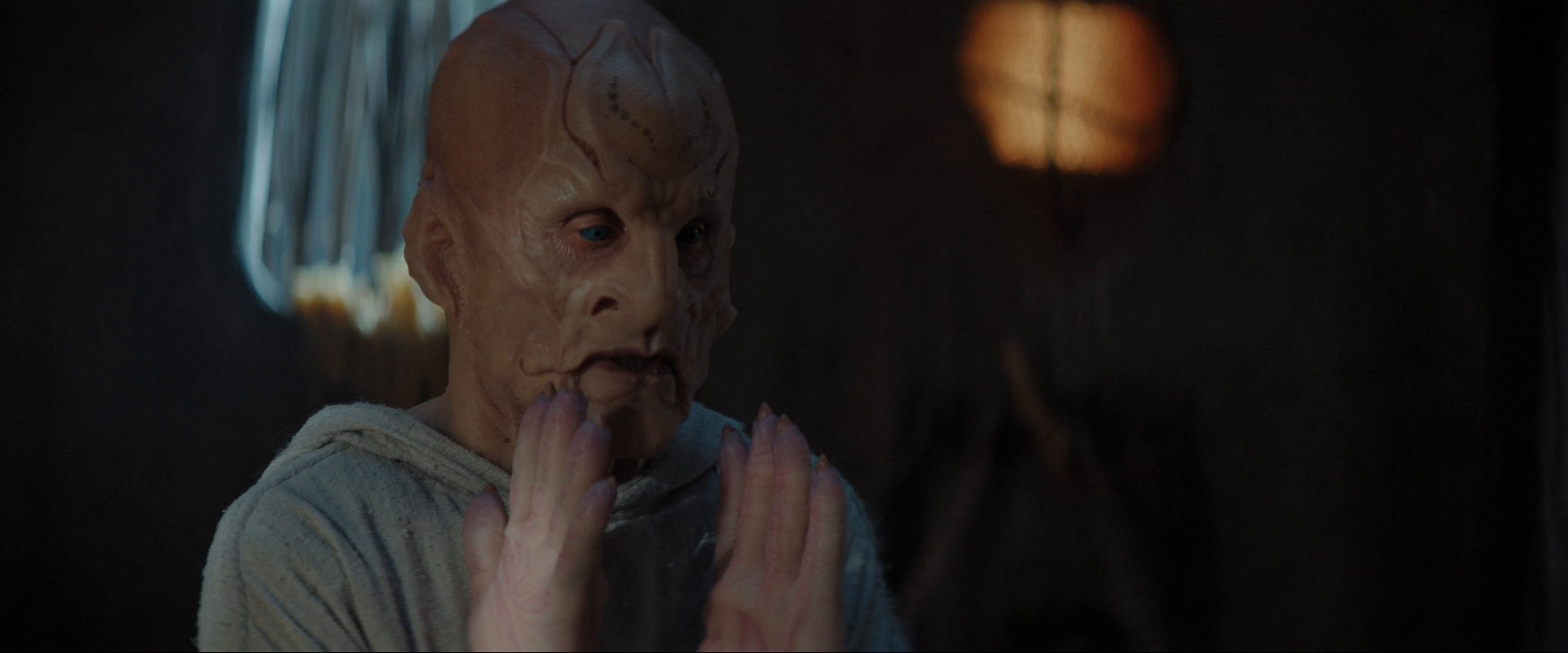 extant_StarTrekDiscovery_ShortTreks0003_TheBrightestStar_0330.jpg