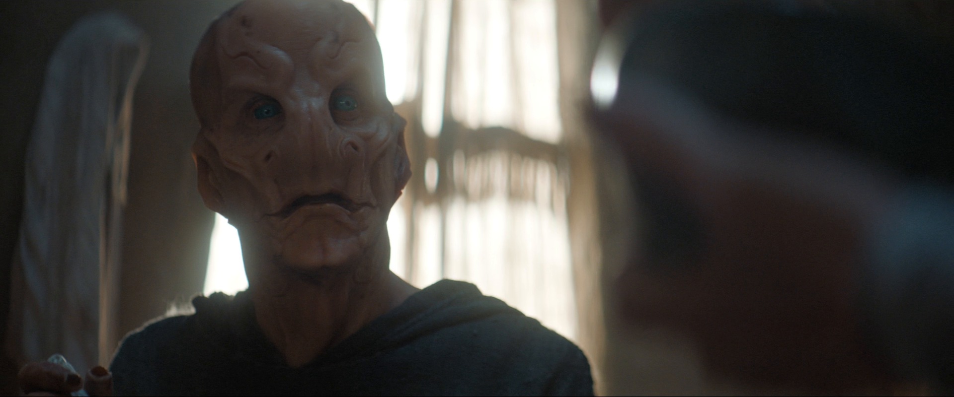 extant_StarTrekDiscovery_ShortTreks0003_TheBrightestStar_0356.jpg