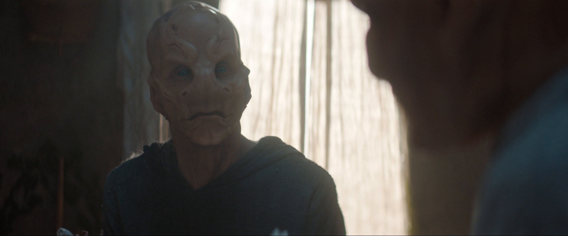 extant_StarTrekDiscovery_ShortTreks0003_TheBrightestStar_0402.jpg