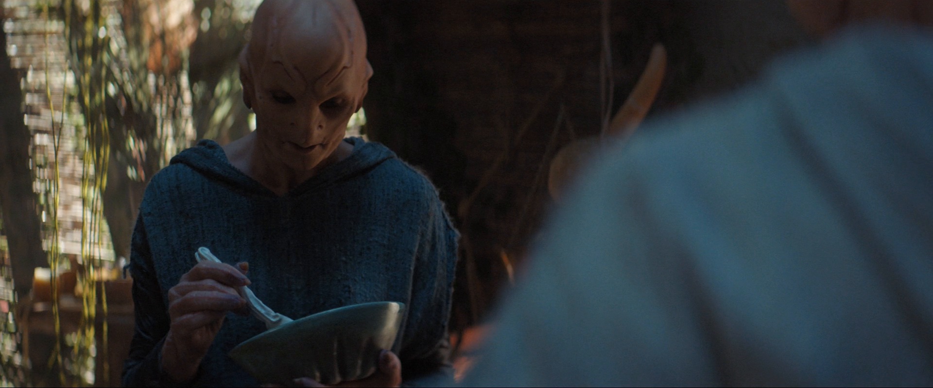 extant_StarTrekDiscovery_ShortTreks0003_TheBrightestStar_0467.jpg
